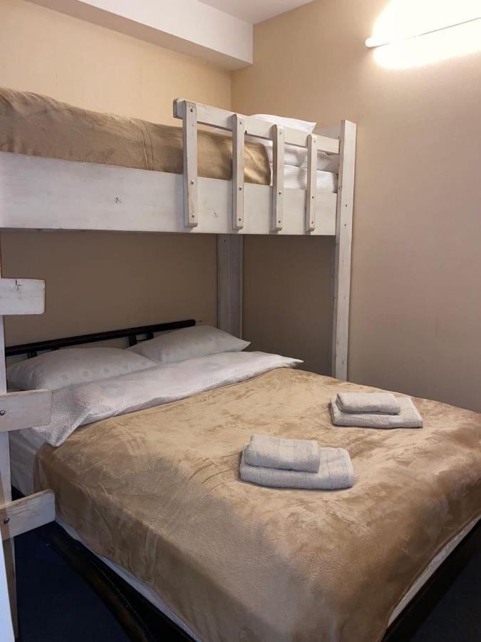 New-House Apartment กูเดาริ ภายนอก รูปภาพ